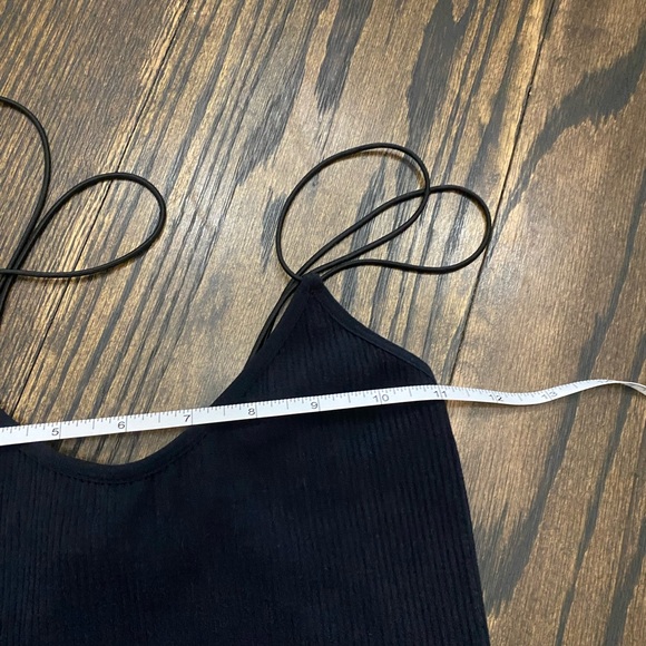 Zara Basic Crop Top or Bralette - Picture 8 of 8